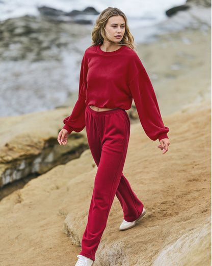 Vuori Sedona Bubble Crew Women's Strawberry Pullover Crewneck