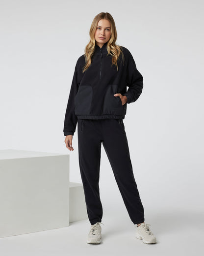 Vuori Women's Aspen Half Zip Black Fleece Pullover