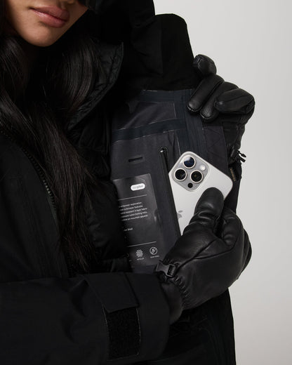 Vuori Women's Taika Snow Shell Black Ski/Board Jacket