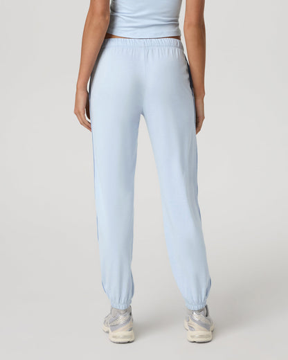 Vuori Women's Halo Modern Sweatpant Soft Sky Heather