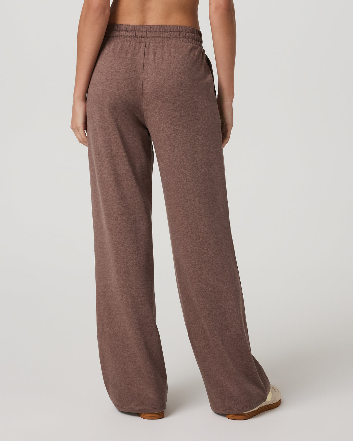 Vuori Halo Essential Wideleg Pant Women's Sable Heather Pant
