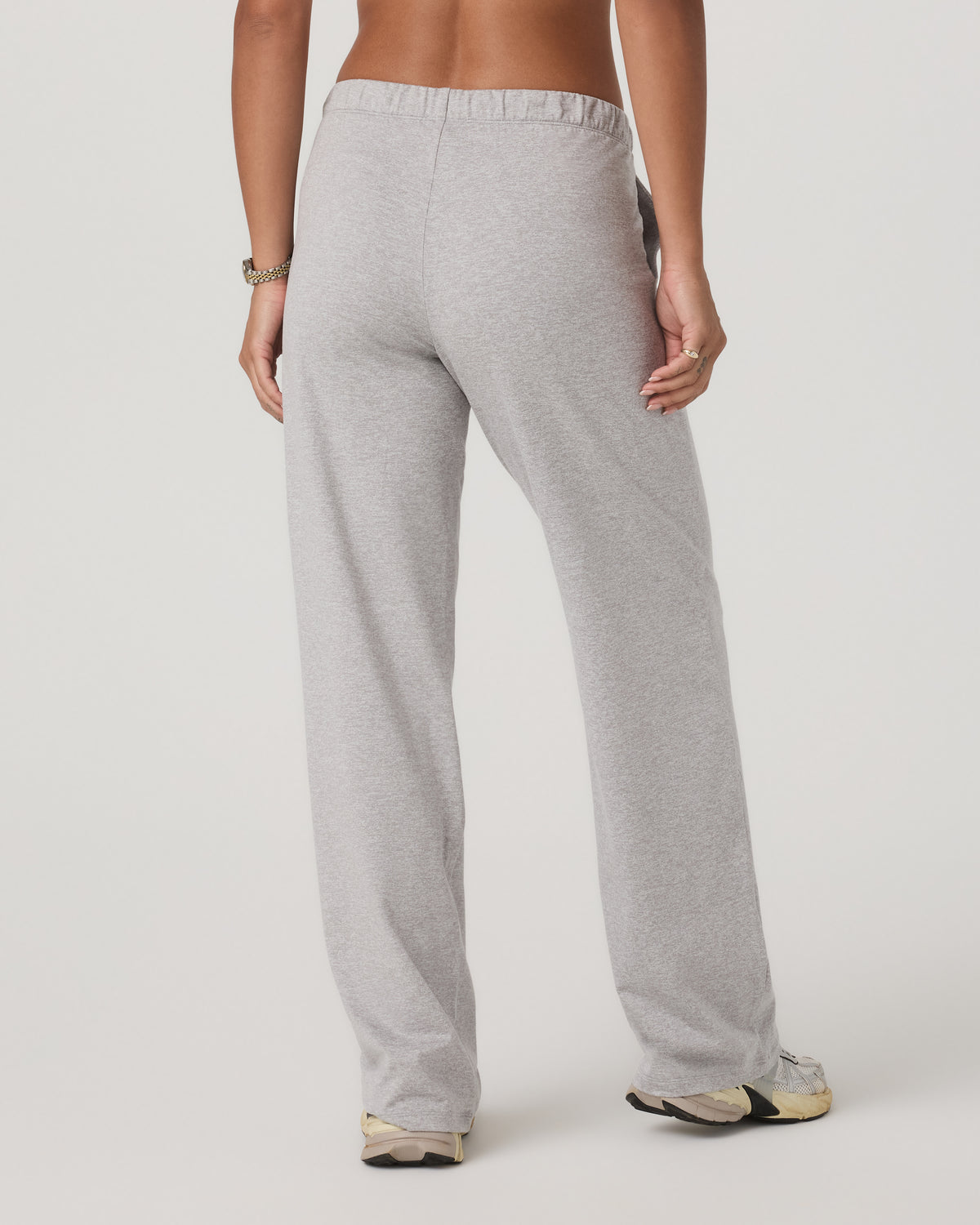 Vuori Women's Halo Modern Straight Leg Pant-Long Pale Grey