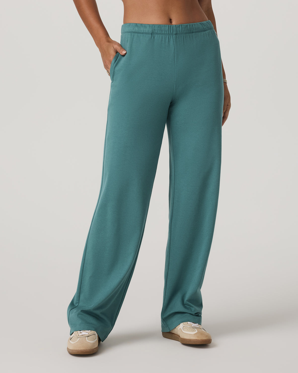 Vuori Halo Straight Leg Pant Women's Bluegrass Heather Pants
