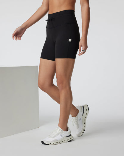 Vuori Daily Short Women's Black Biker Shorts