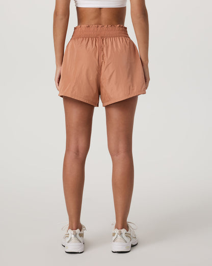 Vuori Dash Elevate Short Women's Desert Peach Fitness Shorts