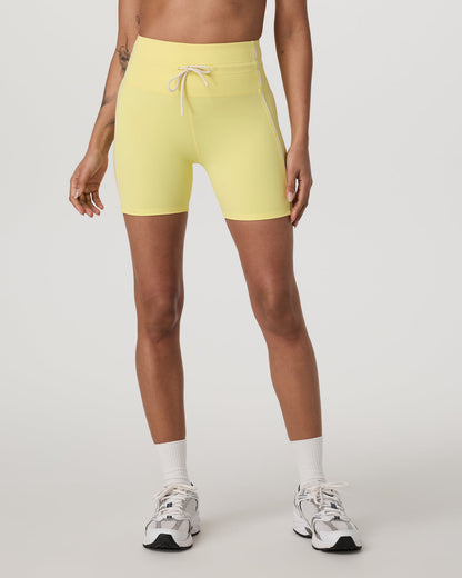 Vuori Daily Piped Short 5" Women's Sunlight Shorts