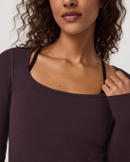 Vuori Long Sleeve Cove Ultra Scoop Women's Raisin Shirt