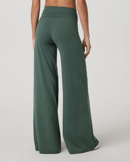Vuori Halo Easy Wideleg Pant - Long Women's Agate Green Pants