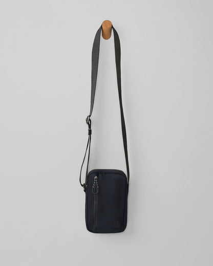 Vuori All Around Crossbody Black Bag