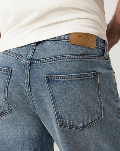 Vuori Vuori Vintage Jean Classic Fit 32" Light Wash Denim