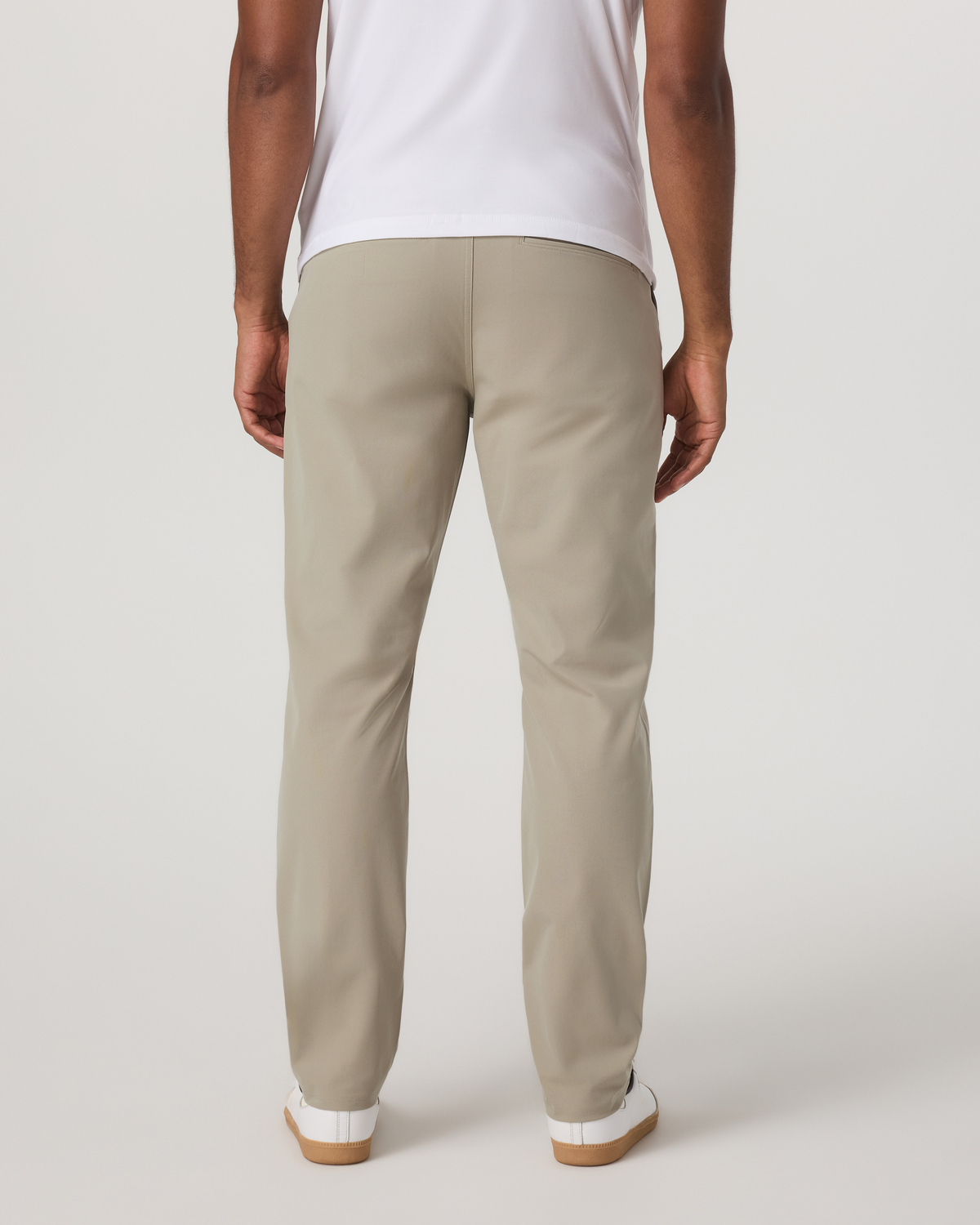 Vuori Meta Trouser Classic Fit 30" Men's Truffle Tailored Pants