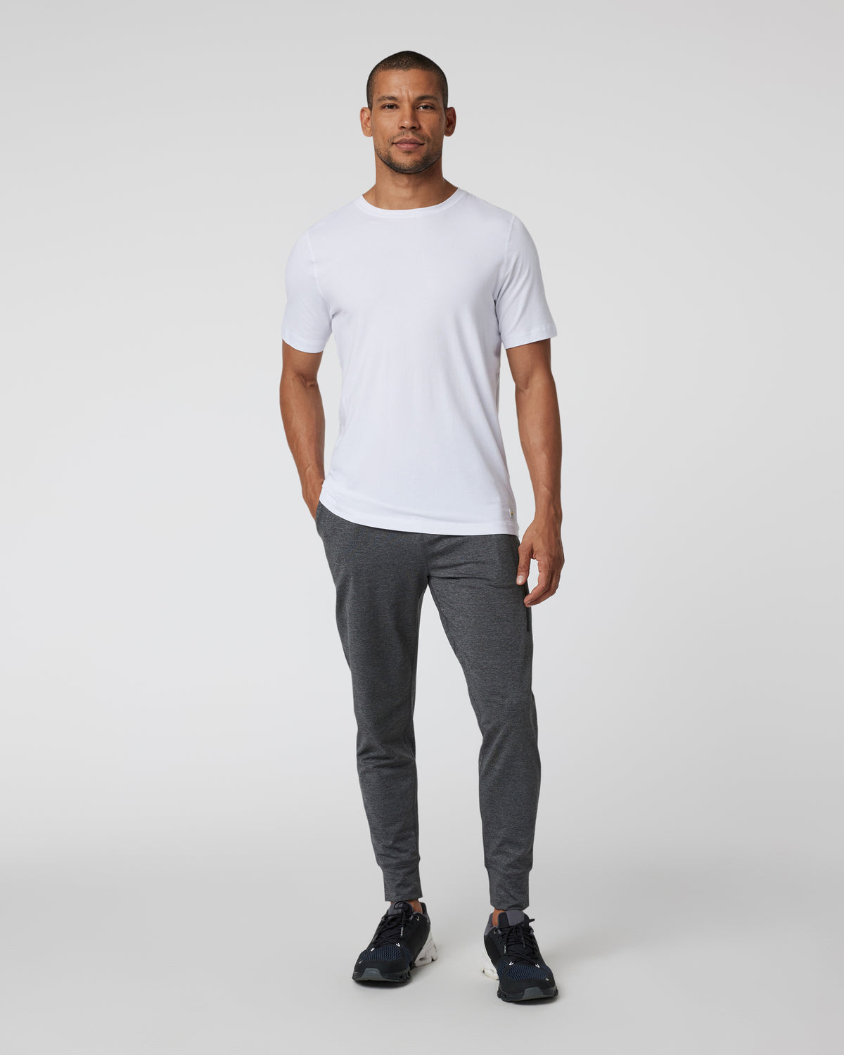Vuori Sunday Performance Jogger Men's Charcoal Joggers