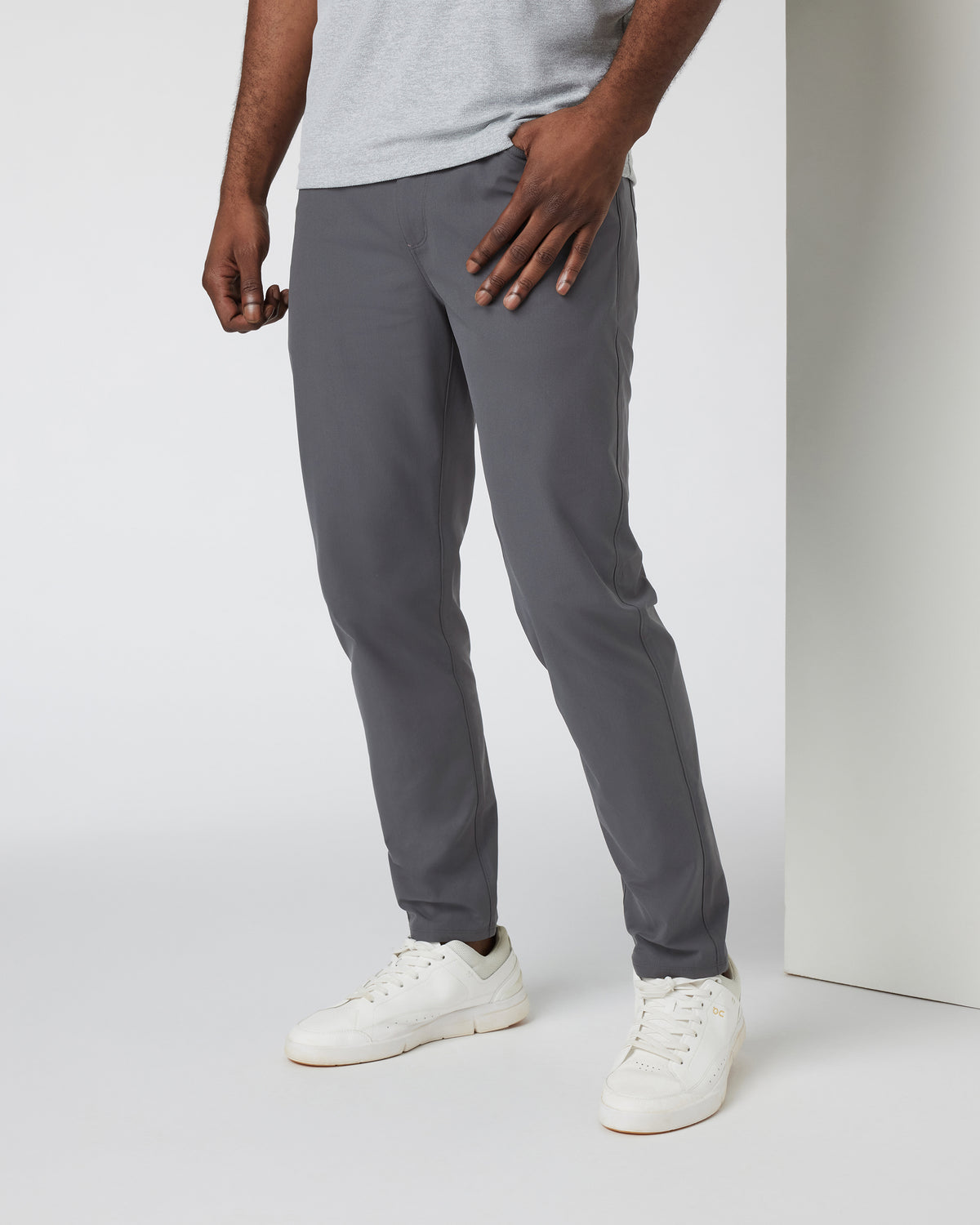 Vuori Meta Pant - 34 Men's Charcoal 34" Inseam Pants