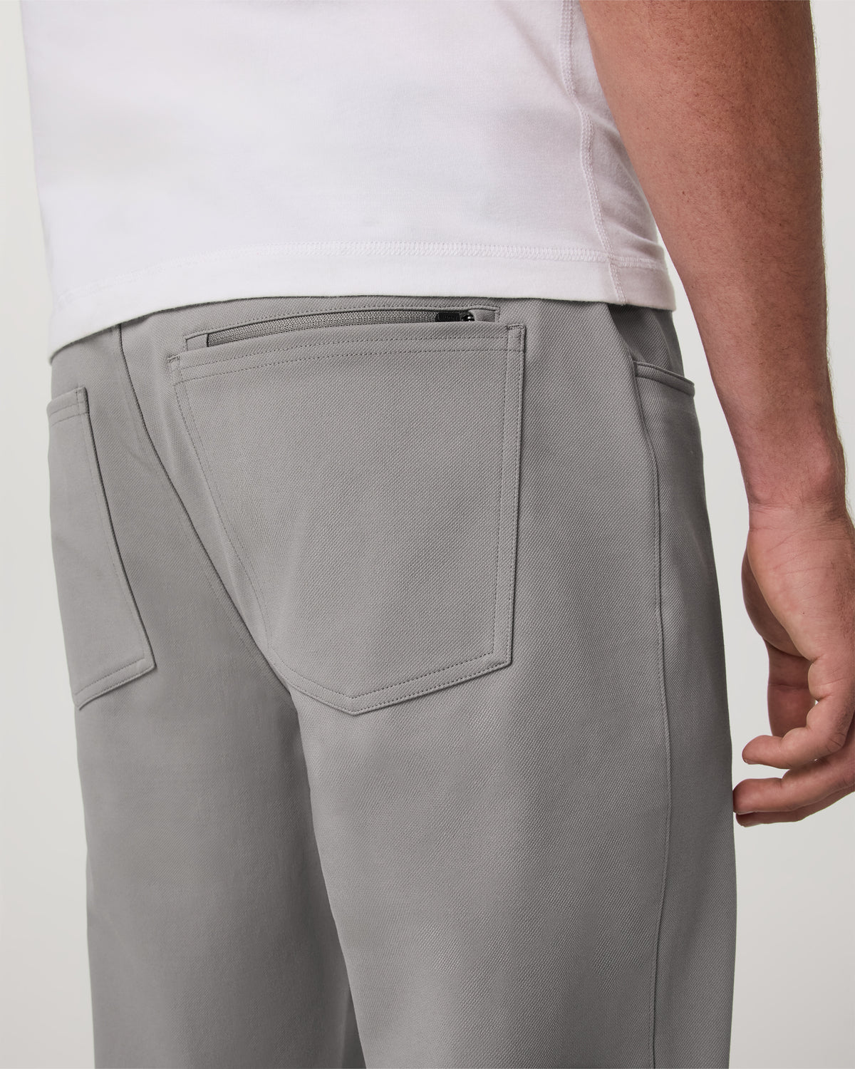 Vuori MetaTwill Pant Classic Fit 30" Men's Shiitake Pants