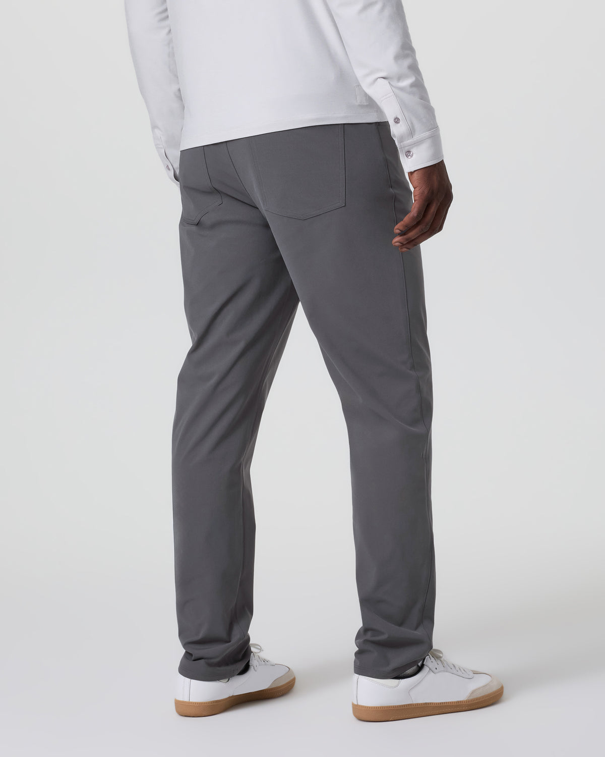 Vuori Meta Pant Classic Fit 34" Men's Charcoal 5-Pocket Pants