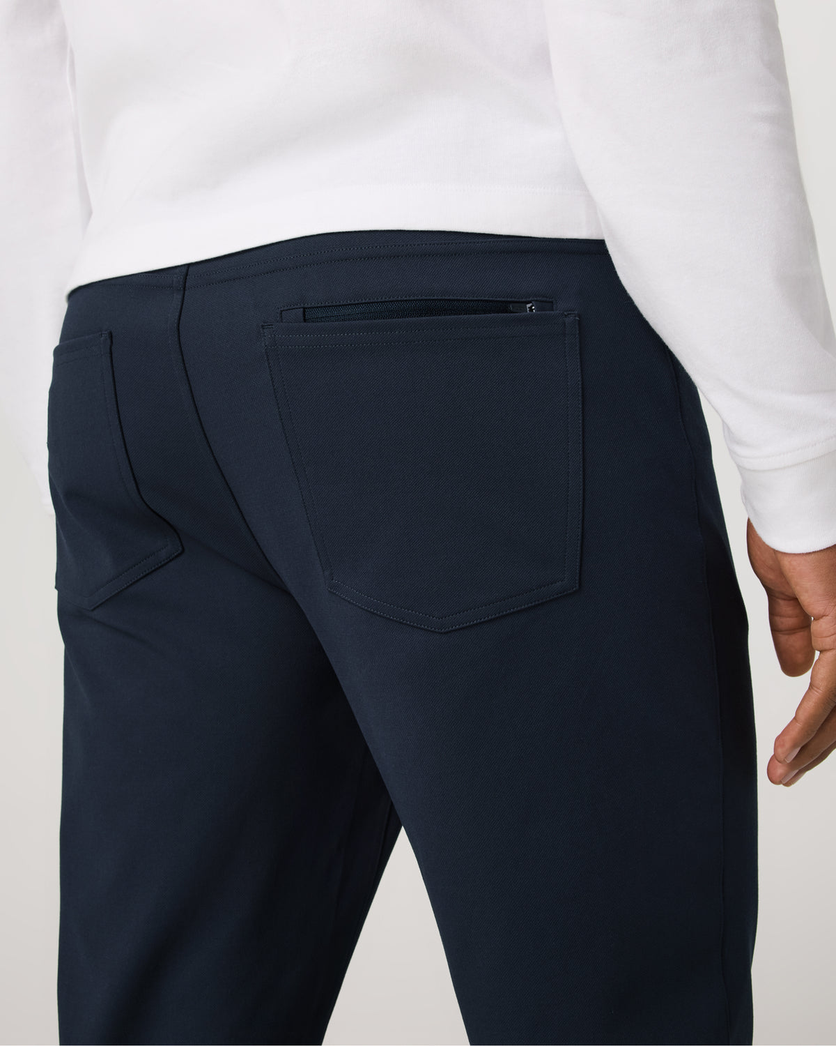 Vuori MetaTwill Pant Classic Fit 32" Men's Navy Pants