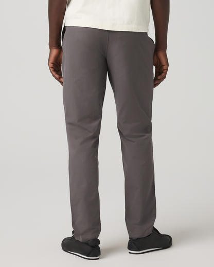 Vuori Men's Meta Elastic Waist Pant Classic Fit 32" Warm Grey