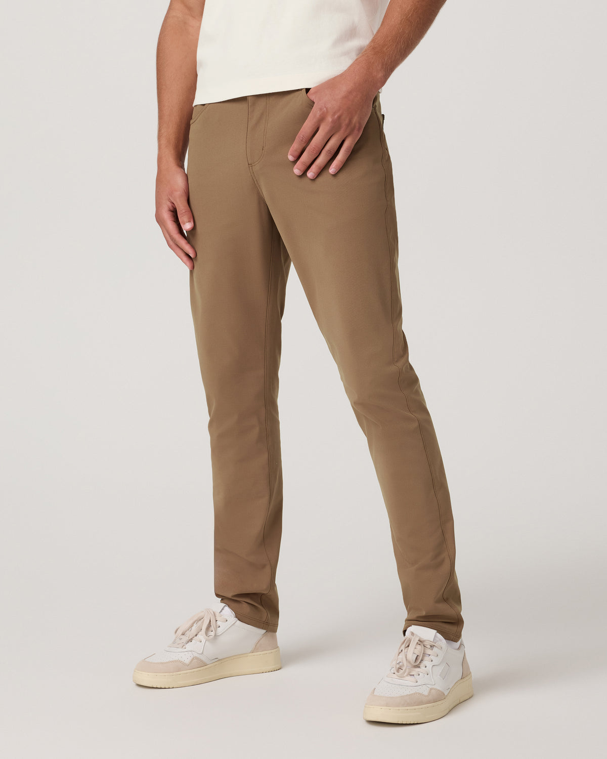 Vuori Meta Pant Athletic Slim Fit 32" Men's Pecan 5-Pocket Pant
