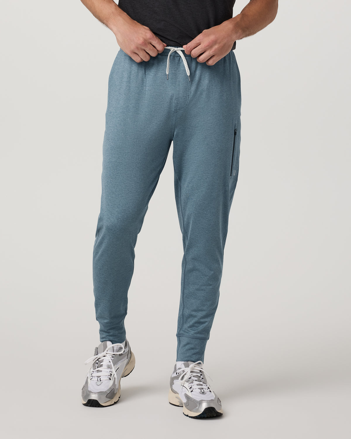Vuori Men's Sunday Performance Jogger 28" Smoke Blue Heather