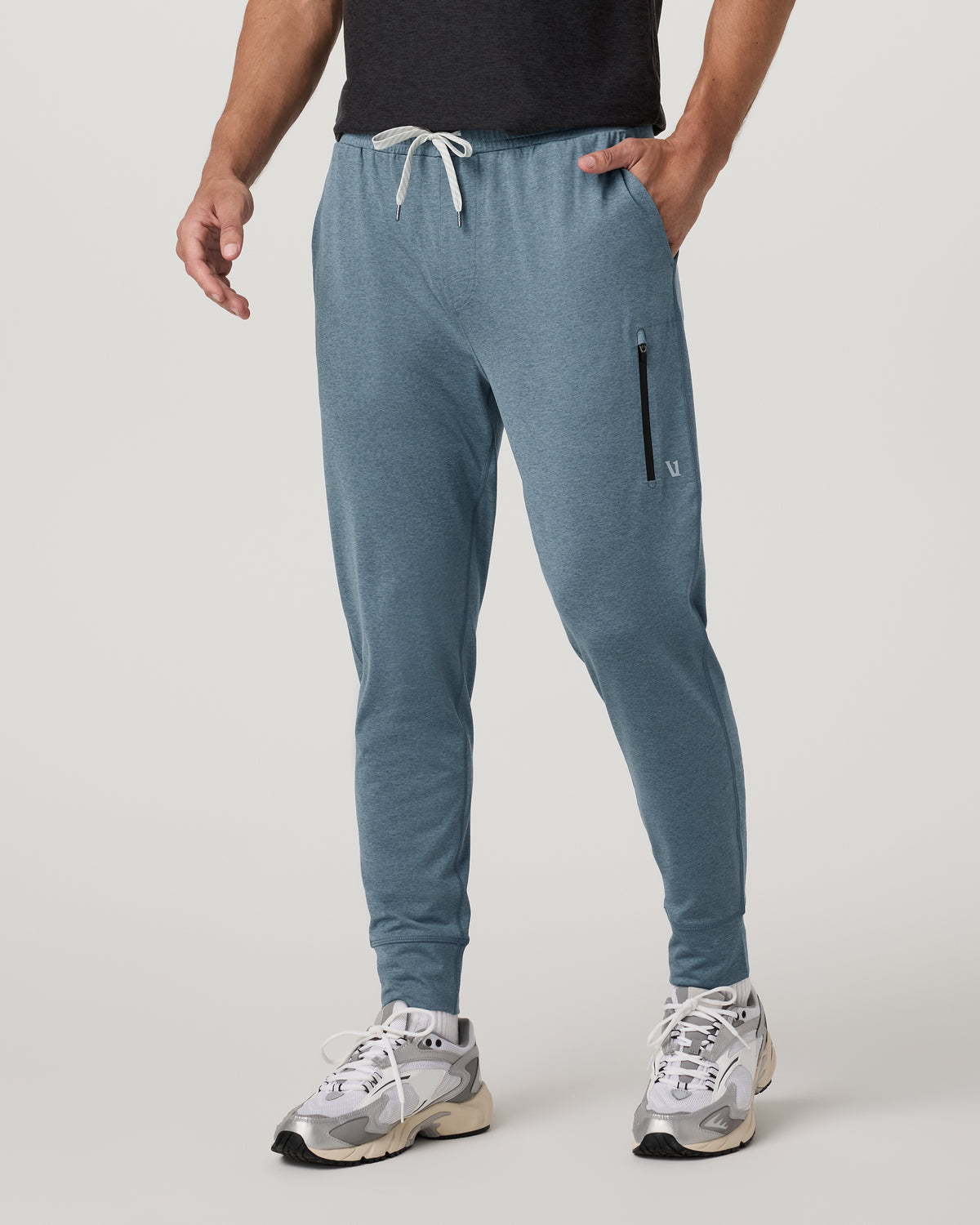 Vuori Men's Sunday Performance Jogger 28" Smoke Blue Heather