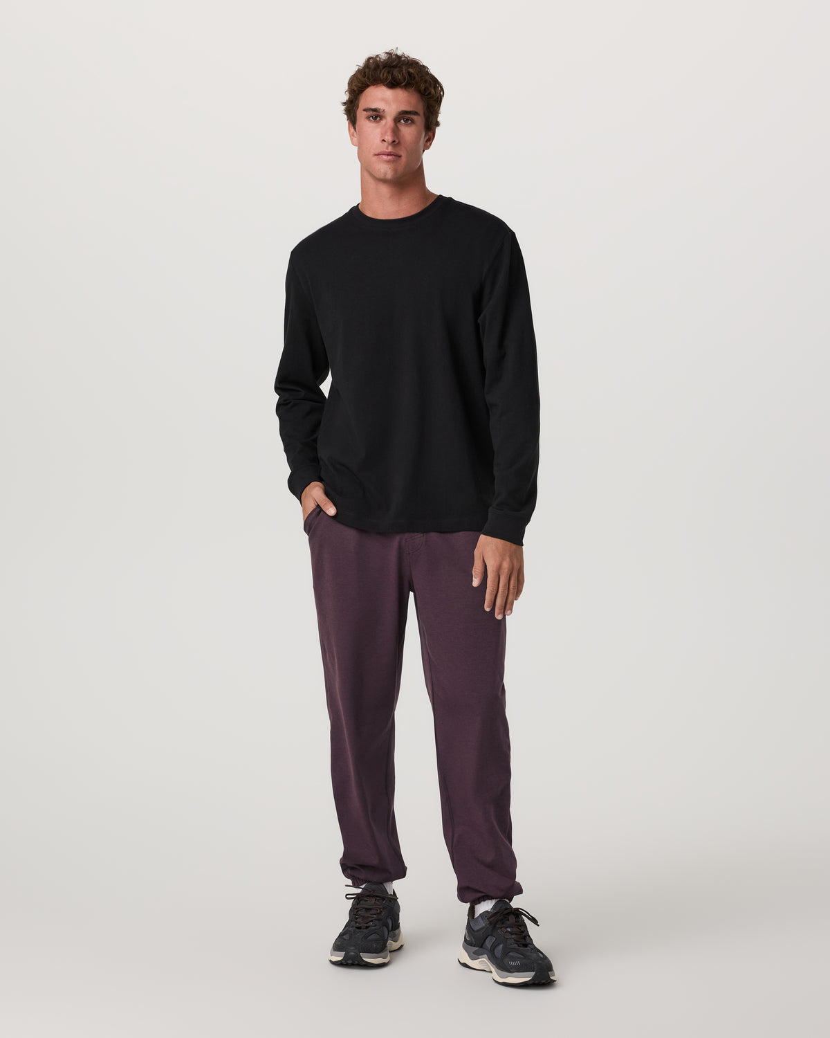 Vuori Men's Coronado Sweatpant 28" Raisin Heather