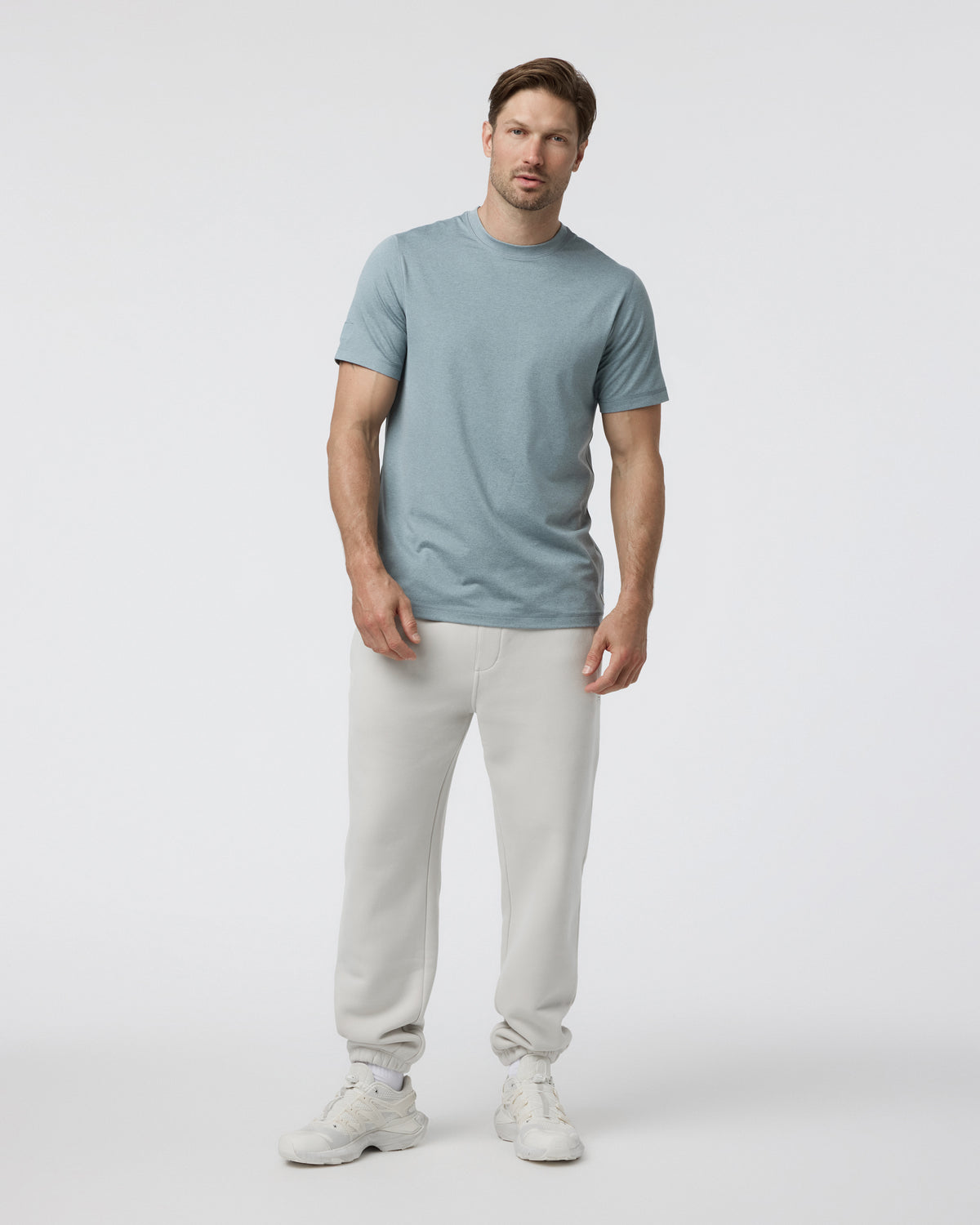 Vuori Seaside Sweatpant 28" Men's Relaxed Fit Salt Pants