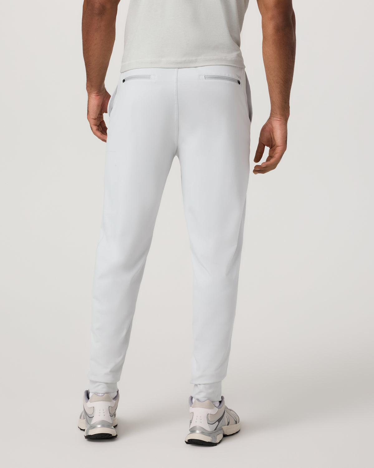 Vuori Sunday Performance Jogger 30" Men's Frost Grey Jogger