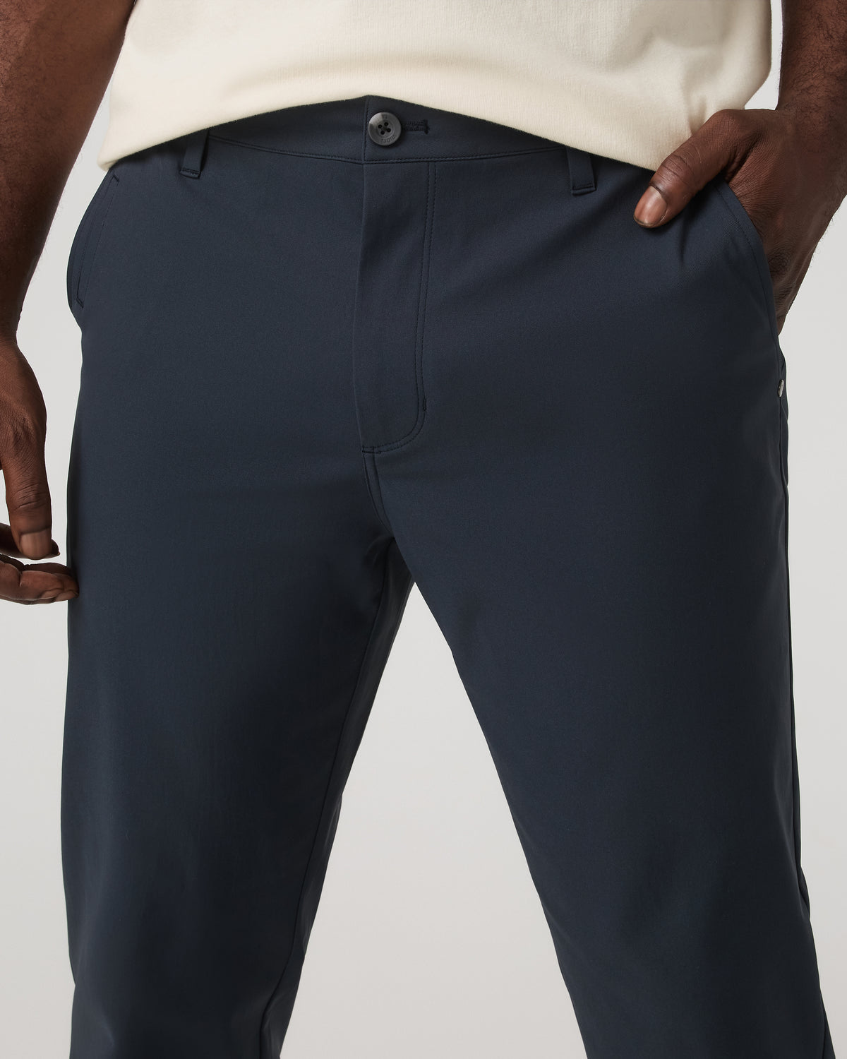 Vuori Cascade Chino Classic Fit 30" Men's Ink Pants