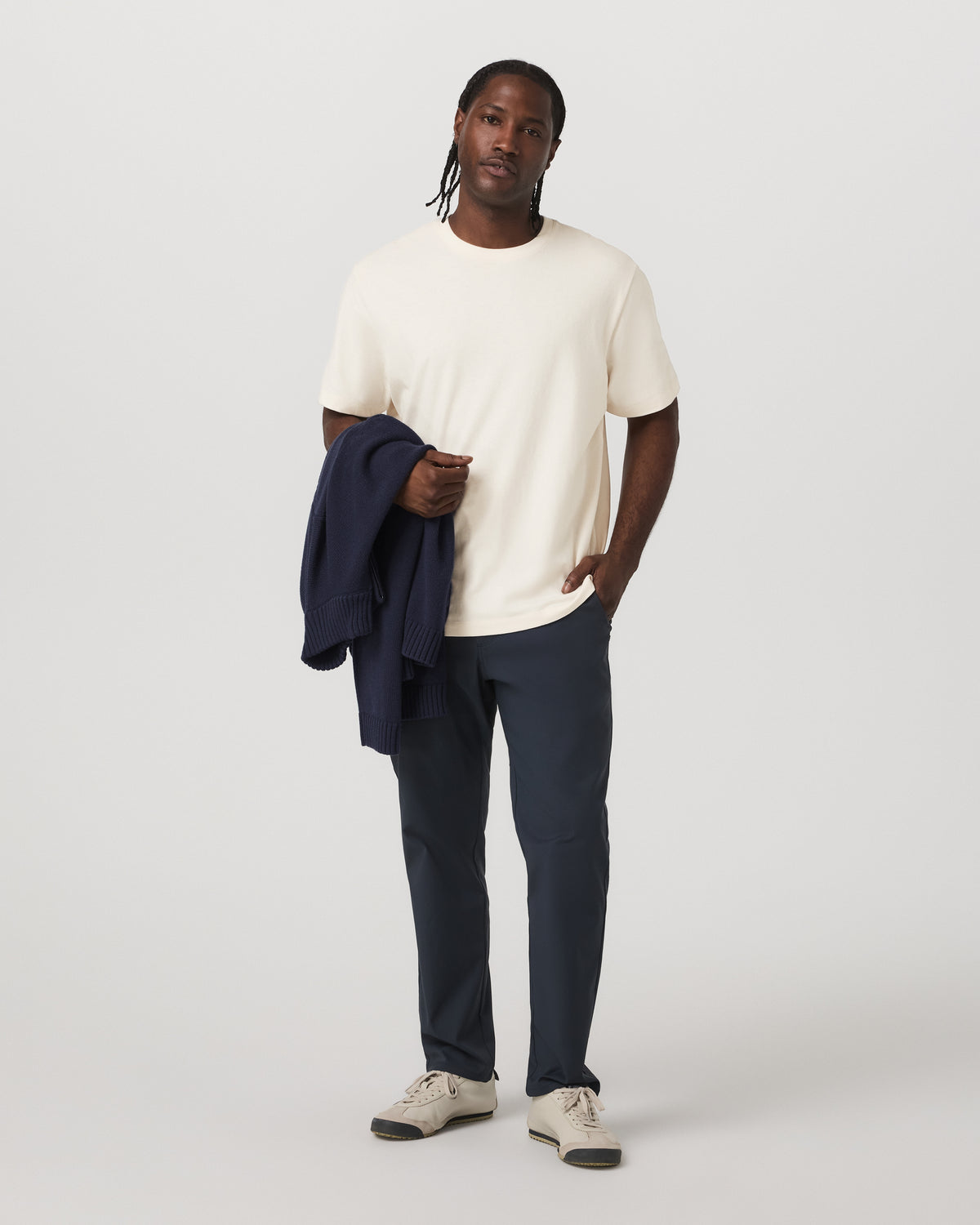 Vuori Cascade Chino Classic Fit 30" Men's Ink Pants