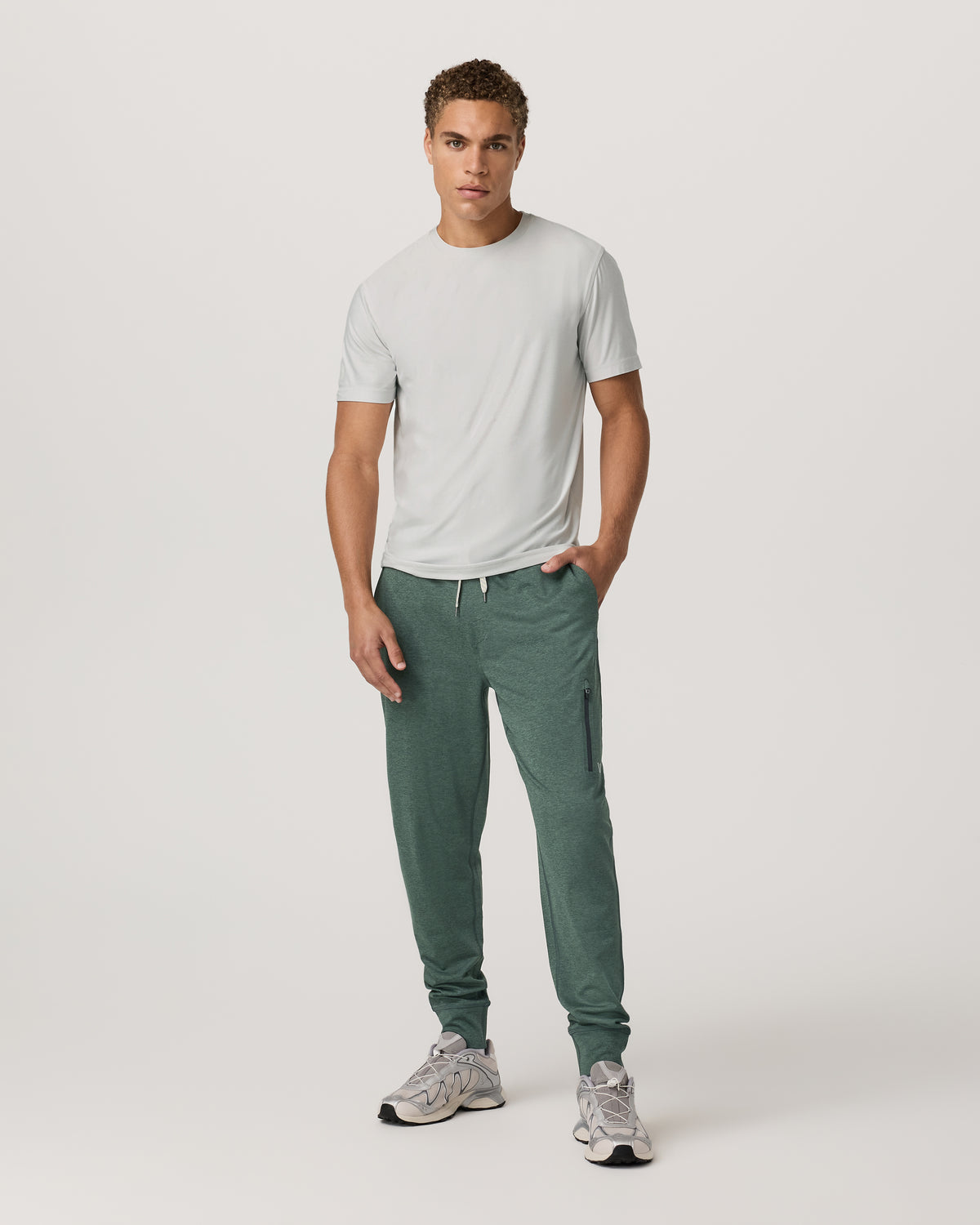Vuori Men's Sunday Performance Jogger 30" Agate Green Heather