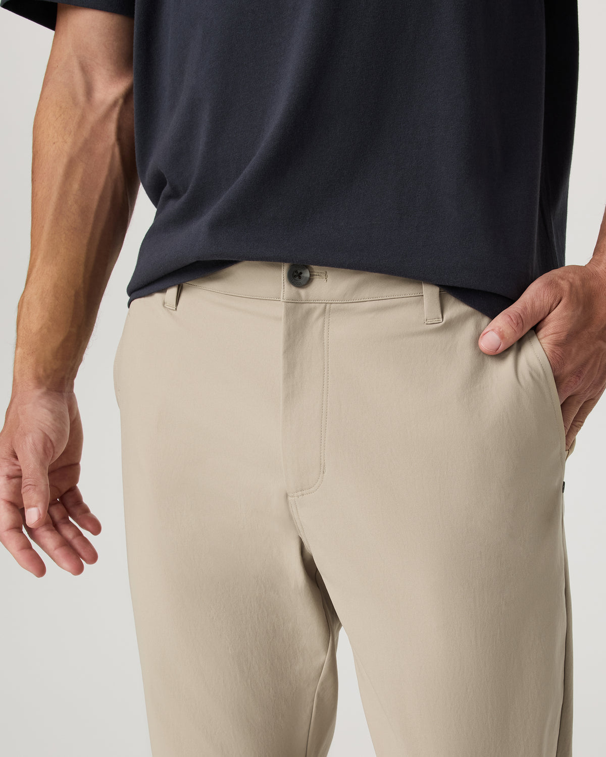 Vuori Cascade Chino Classic Fit 30" Men's Trench Pants