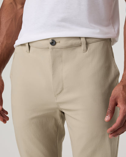 Vuori Men's Cascade Tech Chino Athletic Slim Fit 32" Trench