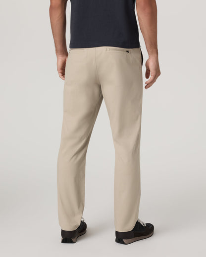 Vuori Cascade Chino Classic Fit 32" Men's Trench Pants