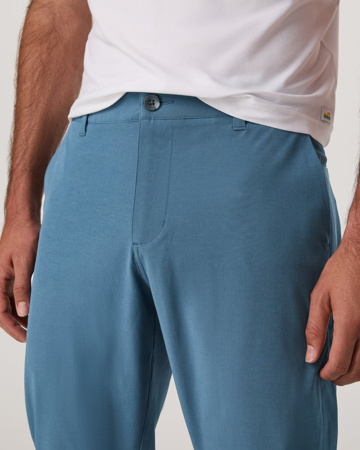 Vuori Aim Pant Men's Pool Blue Athletic Slim Fit 32" Inseam