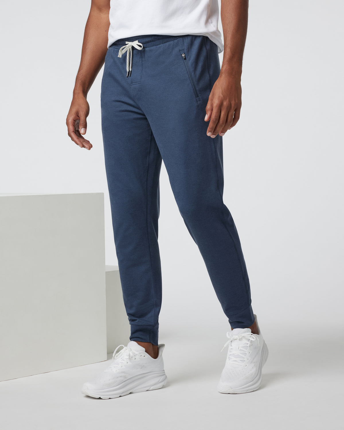 Vuori Ponto Performance Jogger Athletic Slim Fit 30" Azure Heather
