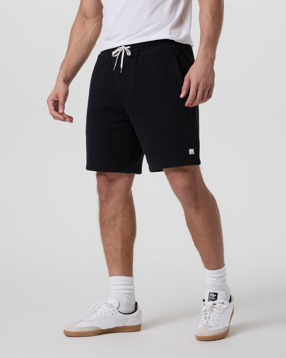 Vuori Seaside Short Classic Fit 8" Black