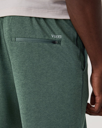 Vuori Sunday Performance Short 8" Men's Agate Green Shorts