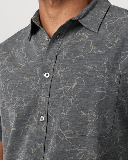Vuori Short Sleeve Bridge Button Down Men's Root Shirt